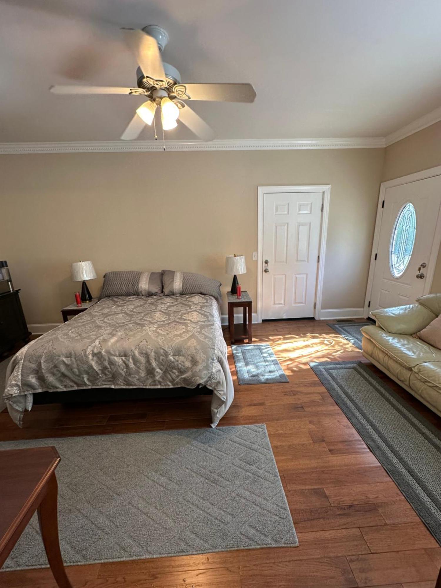 Moorefield Suites Greensboro East McLeansville Buitenkant foto